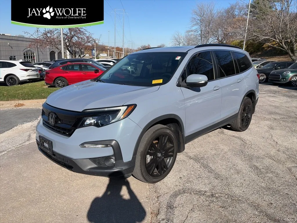 Gray 2022 Honda Pilot Special Edition for sale in Overland Park, KS