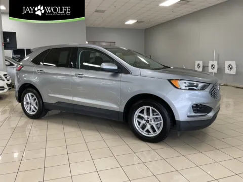 Silver 2024 Ford Edge SEL for sale in Overland Park, KS