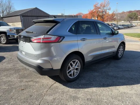 More photos of 2024 Ford Edge SEL at Acura of Overland Park, KS