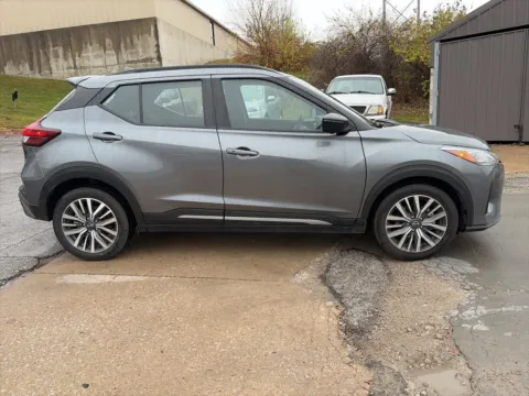 More photos of 2024 Nissan Kicks SR at Acura of Overland Park, KS
