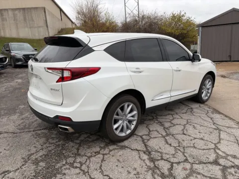 More photos of 2023 Acura RDX at Acura of Overland Park, KS
