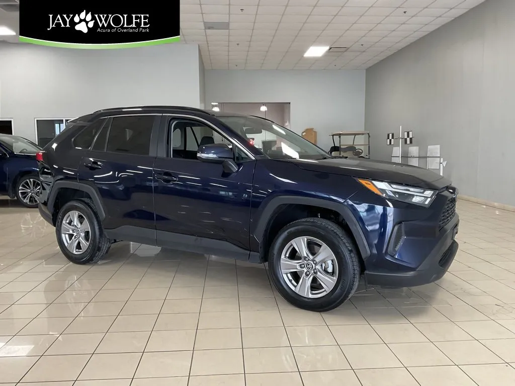 Used 2024 Toyota RAV4 XLE with VIN 2T3P1RFV5RW445572 for sale in Kansas City