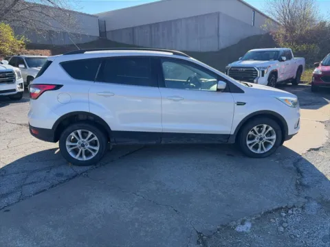 More photos of 2018 Ford Escape SEL at Acura of Overland Park, KS