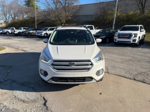 Photos of 2018 Ford Escape SEL for sale in Overland Park, KS at Acura of Overland Park
