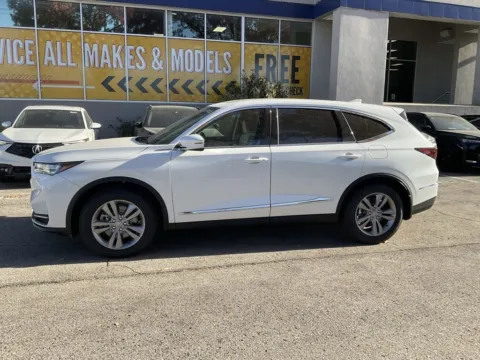 More photos of 2026 Acura MDX at Acura of Overland Park, KS
