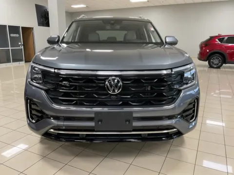 Photos of 2024 Volkswagen Atlas 2.0T SEL Premium R-Line for sale in Overland Park, KS at Acura of Overland Park
