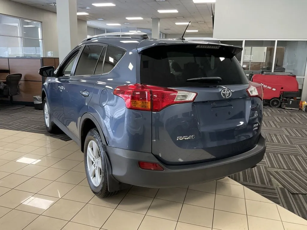 Image of 2014 Toyota RAV4