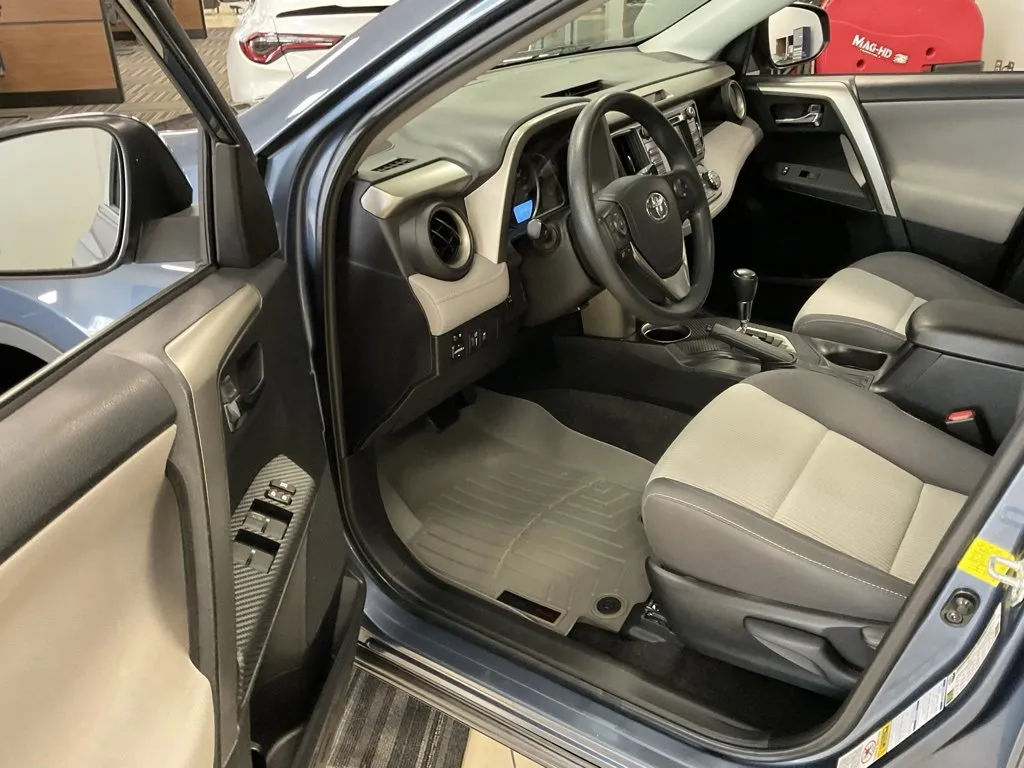 Image of 2014 Toyota RAV4