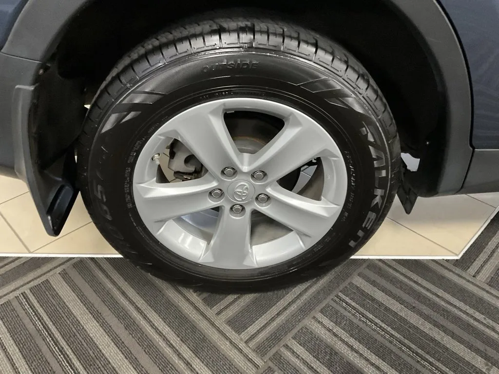 Image of 2014 Toyota RAV4