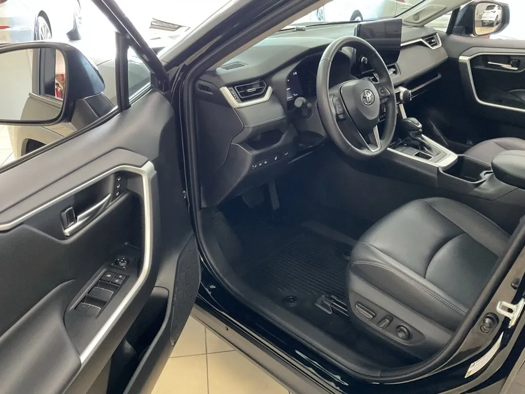 Image of 2024 Toyota RAV4