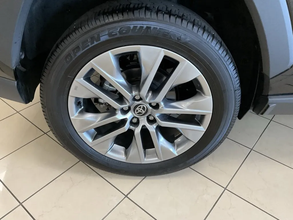 Image of 2024 Toyota RAV4