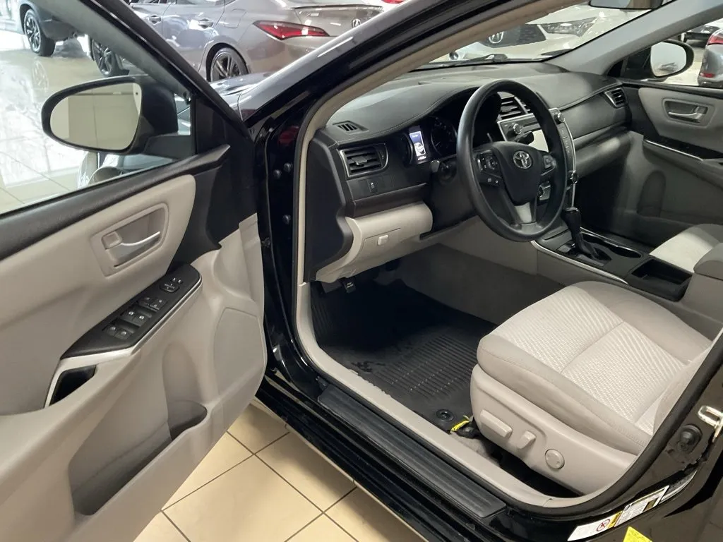 Image of 2017 Toyota Camry