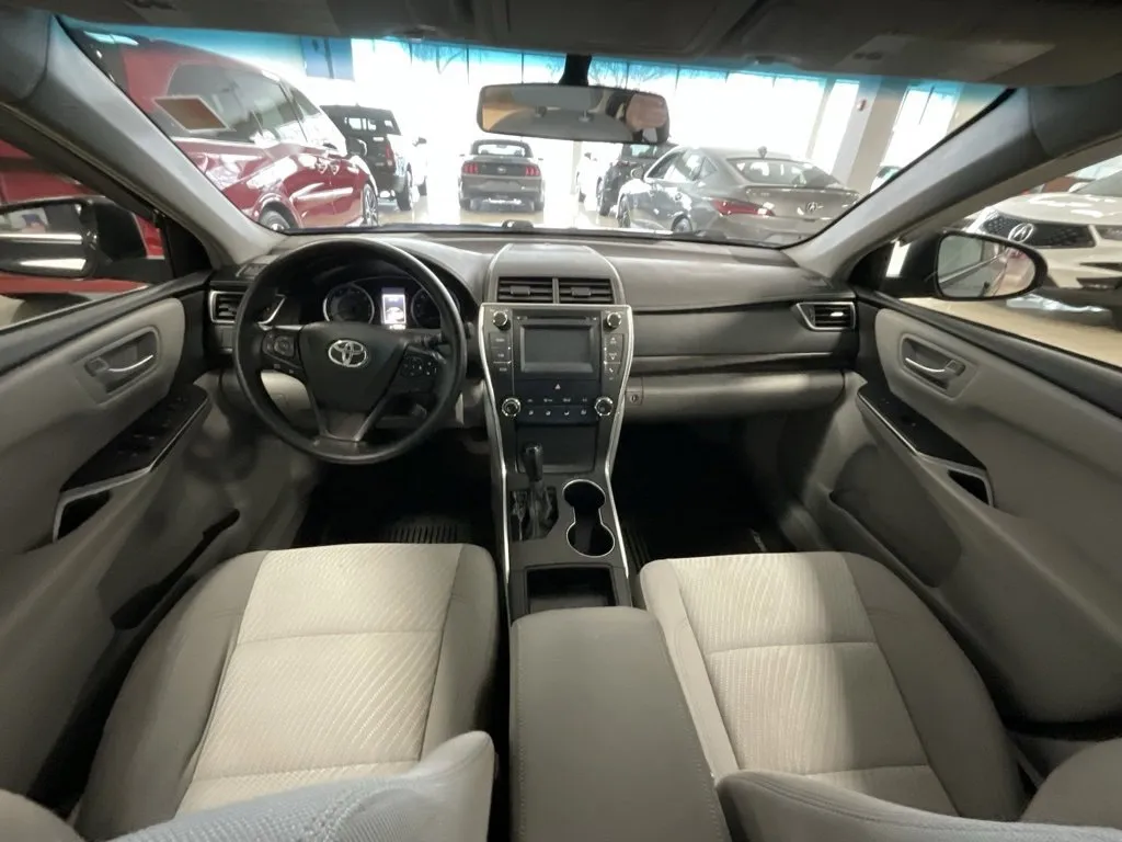 Image of 2017 Toyota Camry