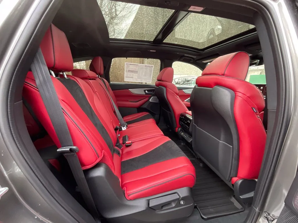 2026 Acura MDX A-Spec Package - Photo 19