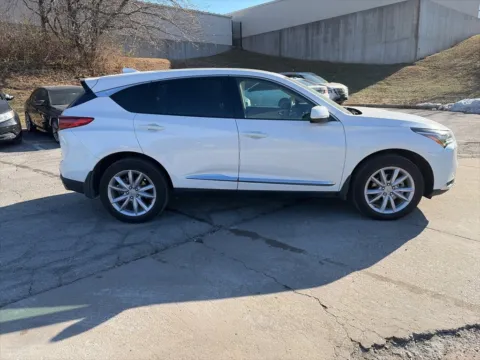 More photos of 2023 Acura RDX at Acura of Overland Park, KS