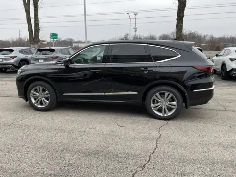 More photos of 2026 Acura MDX at Acura of Overland Park, KS