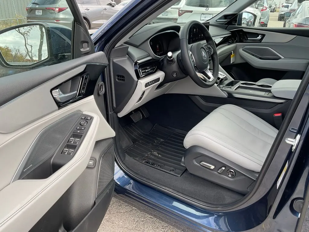 2026 Acura MDX Technology Package - Photo 10