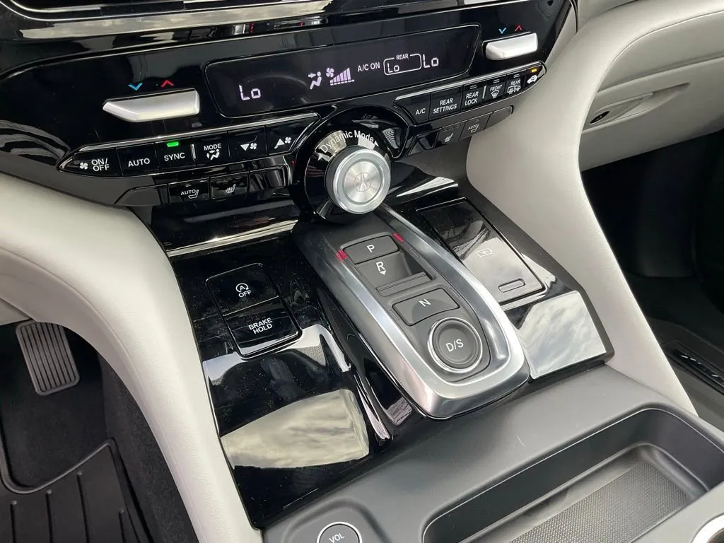 2026 Acura MDX Technology Package - Photo 15