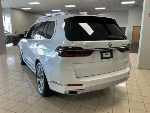More photos of 2024 BMW X7 xDrive40i at Acura of Overland Park, KS