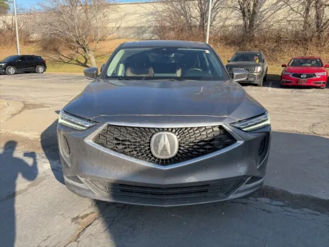 Photos of 2023 Acura MDX w/Technology Package for sale in Overland Park, KS at Acura of Overland Park