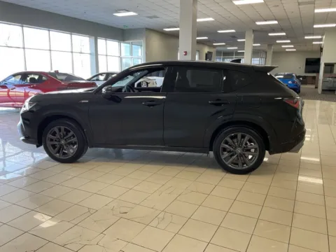 More photos of 2025 Acura ADX w/A-Spec Package at Acura of Overland Park, KS