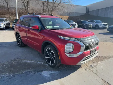 Another view of 2022 Mitsubishi Outlander SEL for sale in Overland Park, KS at Acura of Overland Park