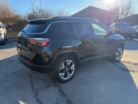 More photos of 2019 Jeep Compass Limited at Acura of Overland Park, KS