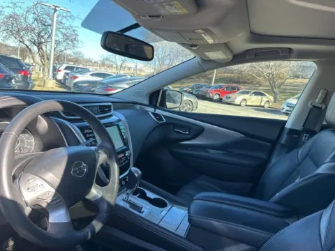 Photos of 2017 Nissan Murano Platinum for sale in Overland Park, KS at Acura of Overland Park