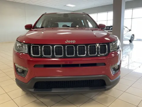 Photos of 2018 Jeep Compass Latitude for sale in Overland Park, KS at Acura of Overland Park