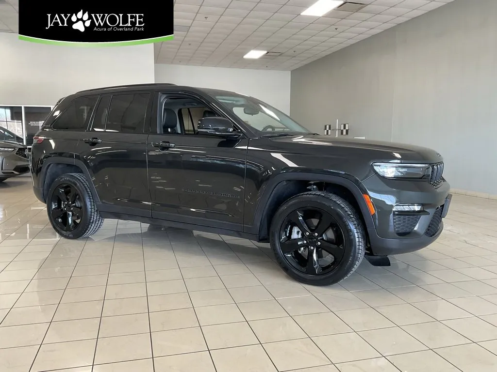 2023 Jeep Grand Cherokee Limited for sale in Overland Park, KS