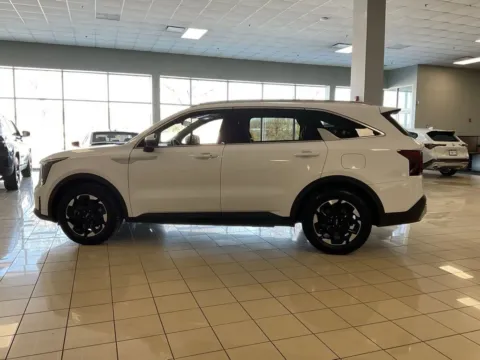 More photos of 2024 Kia Sorento S at Acura of Overland Park, KS