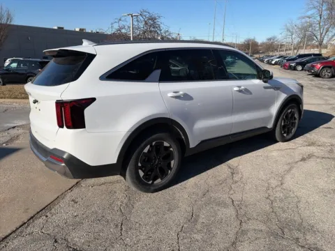 More photos of 2024 Kia Sorento S at Acura of Overland Park, KS