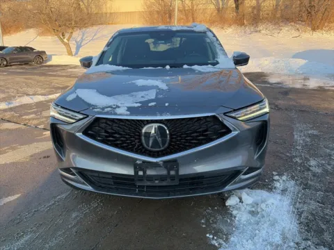 Photos of 2023 Acura MDX w/Technology Package for sale in Overland Park, KS at Acura of Overland Park