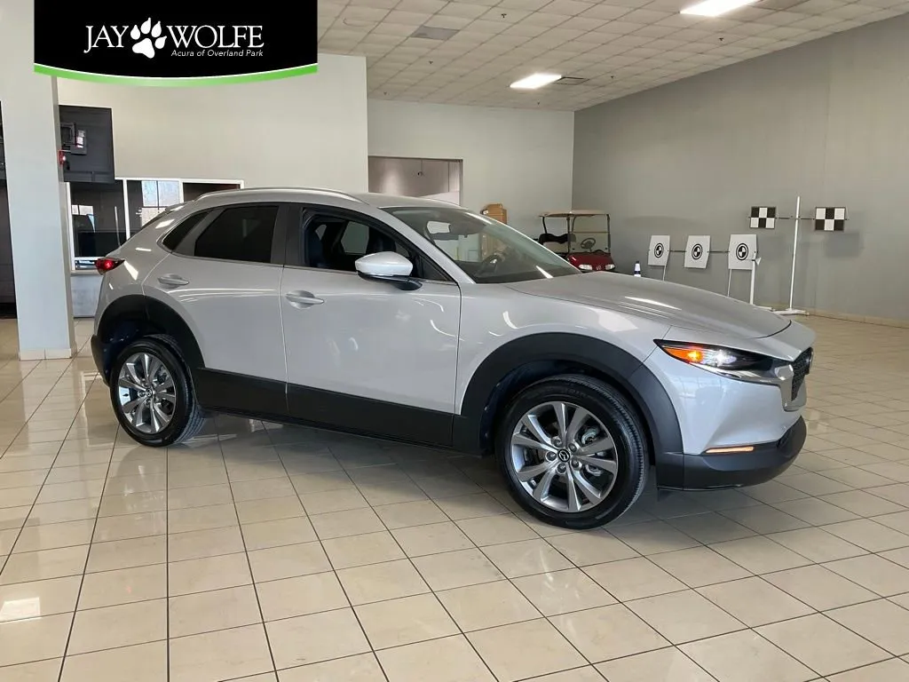 Used 2023 Mazda CX-30 Select with VIN 3MVDMBBM2PM548038 for sale in Kansas City