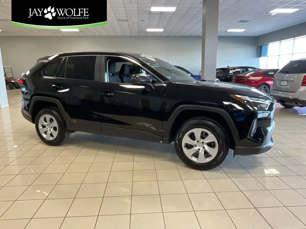 Used 2025 Toyota RAV4 LE with VIN 2T3F1RFV0SC492415 for sale in Kansas City