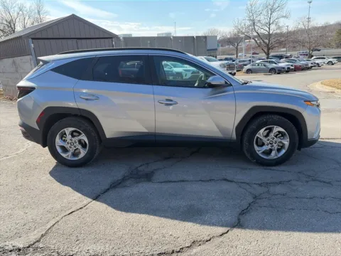 More photos of 2023 Hyundai Tucson SEL at Acura of Overland Park, KS