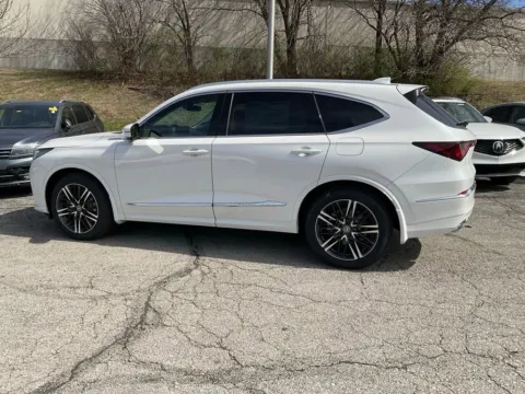 More photos of 2026 Acura MDX w/Advance Package at Acura of Overland Park, KS