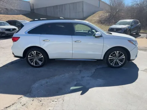 More photos of 2019 Acura MDX w/Technology Pkg at Acura of Overland Park, KS