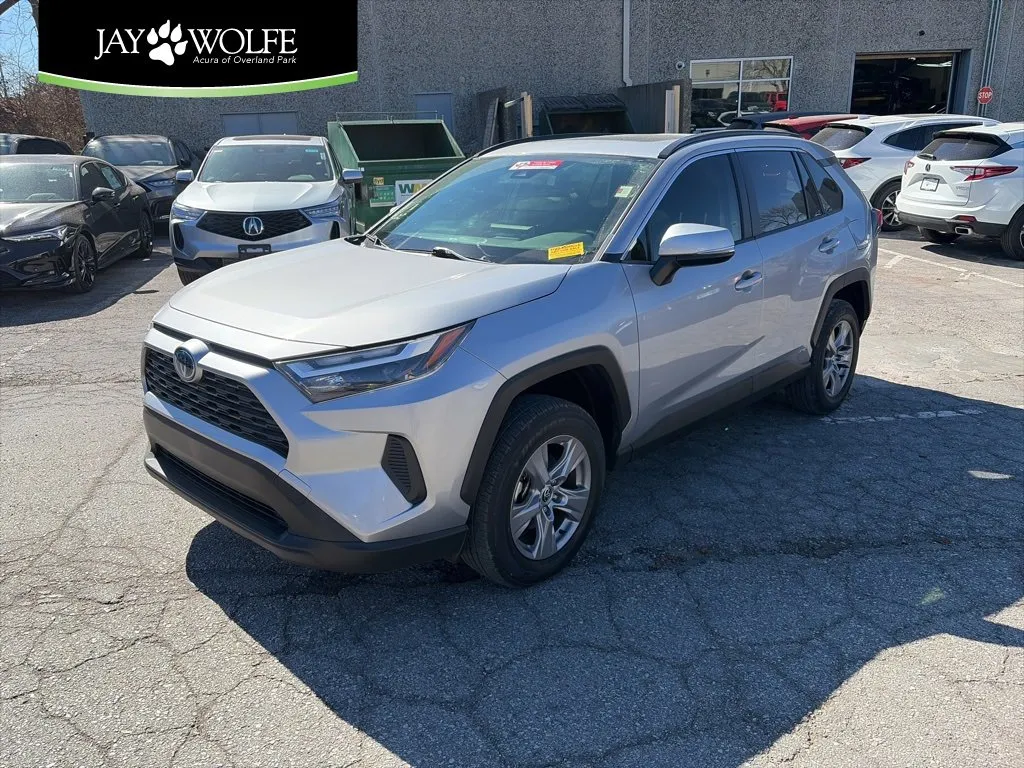 Used 2024 Toyota RAV4 XLE with VIN JTMRWRFV5RD229003 for sale in Kansas City