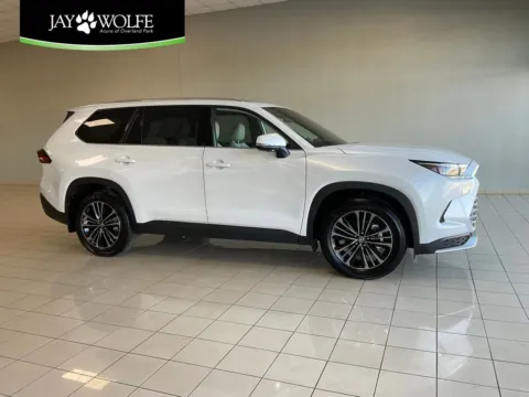 Day GROLY白ダウン2026年モデル Used 2026 Toyota Grand Highlander Hybrid MAX Platinum for sale in