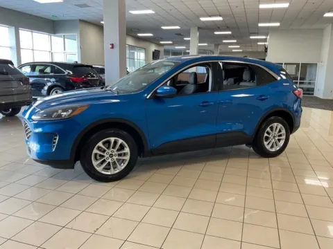 More photos of 2020 Ford Escape SE at Acura of Overland Park, KS