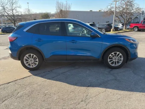 More photos of 2020 Ford Escape SE at Acura of Overland Park, KS