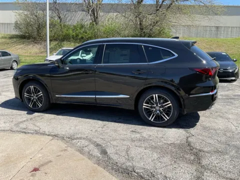More photos of 2026 Acura MDX w/Advance Package at Acura of Overland Park, KS