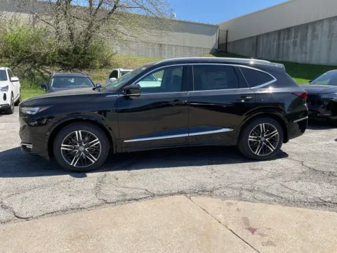 More photos of 2026 Acura MDX w/Advance Package at Acura of Overland Park, KS