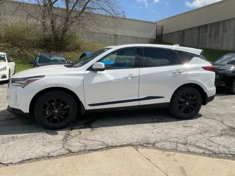 More photos of 2026 Acura RDX at Acura of Overland Park, KS