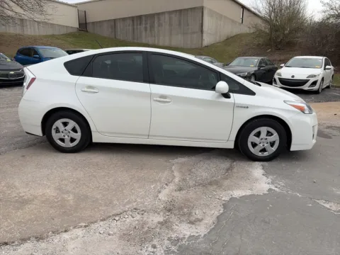More photos of 2010 Toyota Prius I at Acura of Overland Park, KS