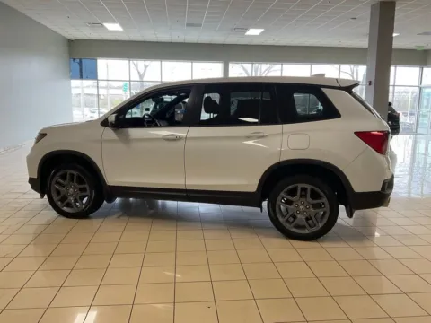 More photos of 2023 Honda Passport EX-L at Acura of Overland Park, KS