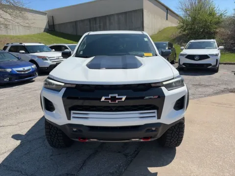 Photos of 2026 Chevrolet Colorado 4WD ZR2 for sale in Overland Park, KS at Acura of Overland Park