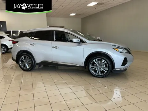 Silver 2019 Nissan Murano Platinum for sale in Overland Park, KS