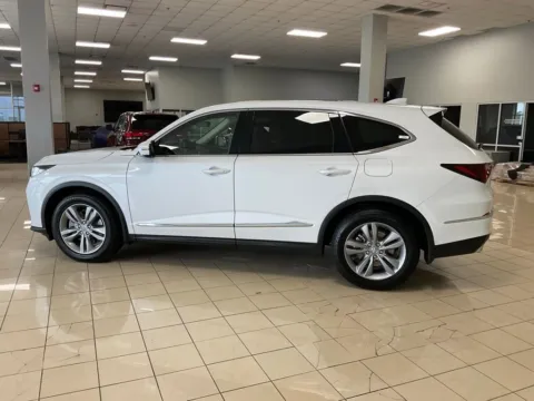 More photos of 2026 Acura MDX at Acura of Overland Park, KS